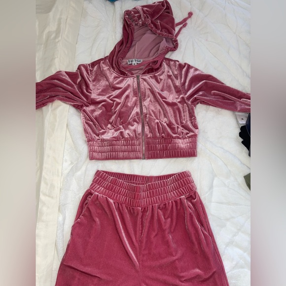 OOTDFASH set - Picture 2 of 13